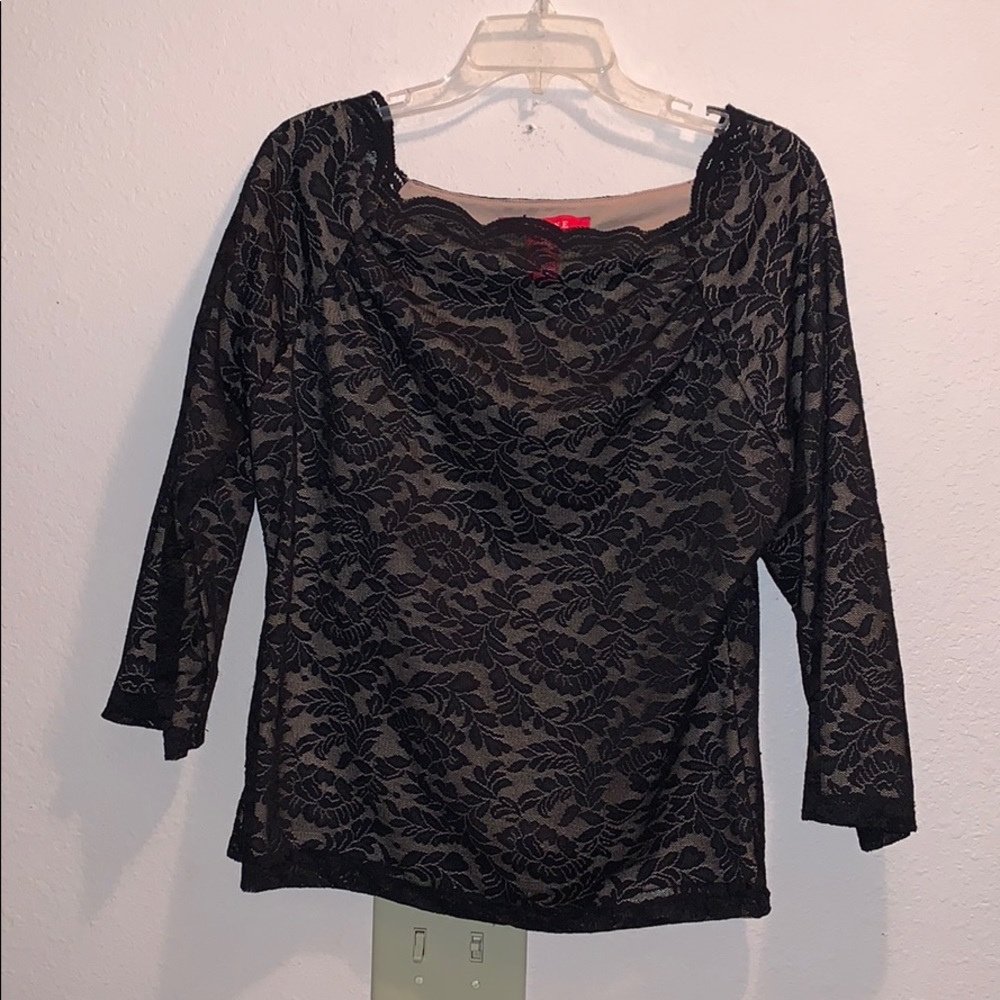 A|Line lace 3/4 sleeves top